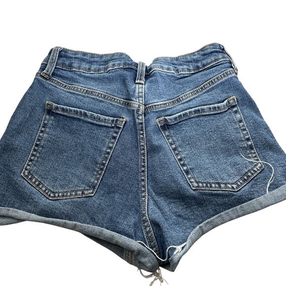 Old Navy Women's Sky-Hi A-Line Jean Shorts Button Fly Size 4 - Picture 2 of 6